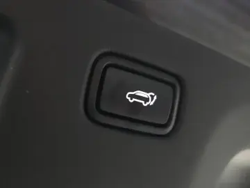 2022 Kia EV6 с пробегом 50 956 км