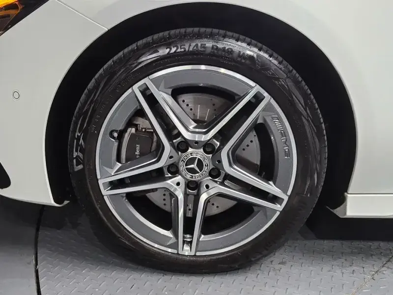2024 Mercedes-Benz CLA с пробегом 23 410 км