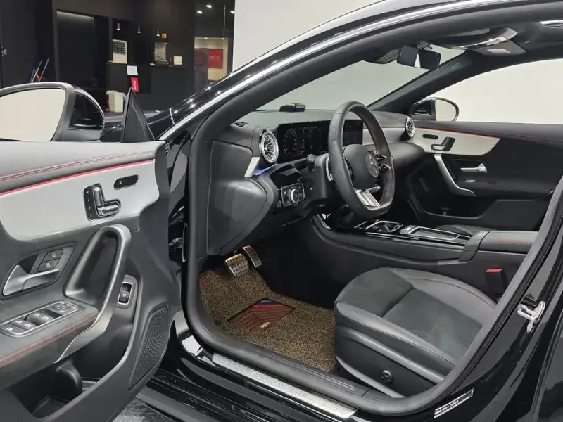 2024 Mercedes-Benz CLA с пробегом 16 088 км