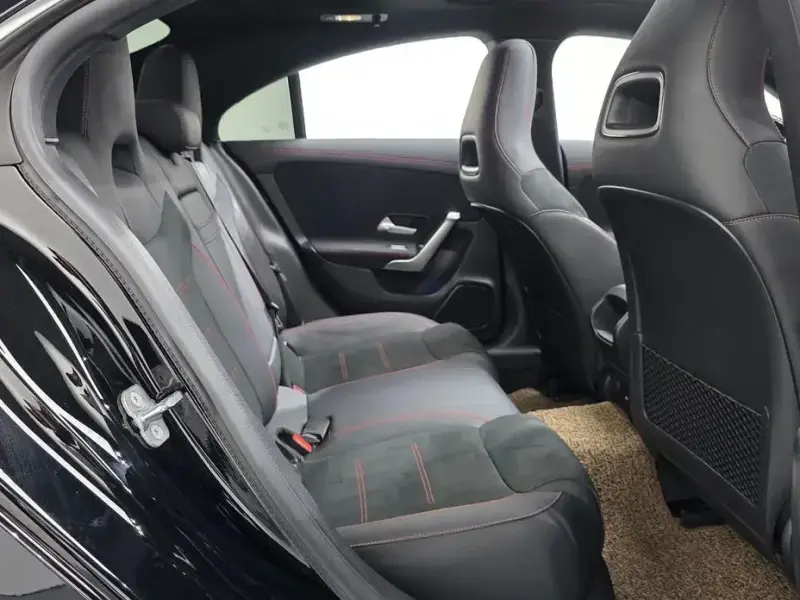 2024 Mercedes-Benz CLA с пробегом 16 088 км