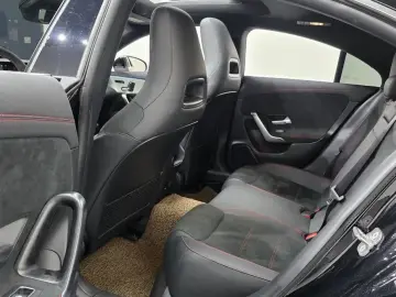 2024 Mercedes-Benz CLA с пробегом 16 088 км