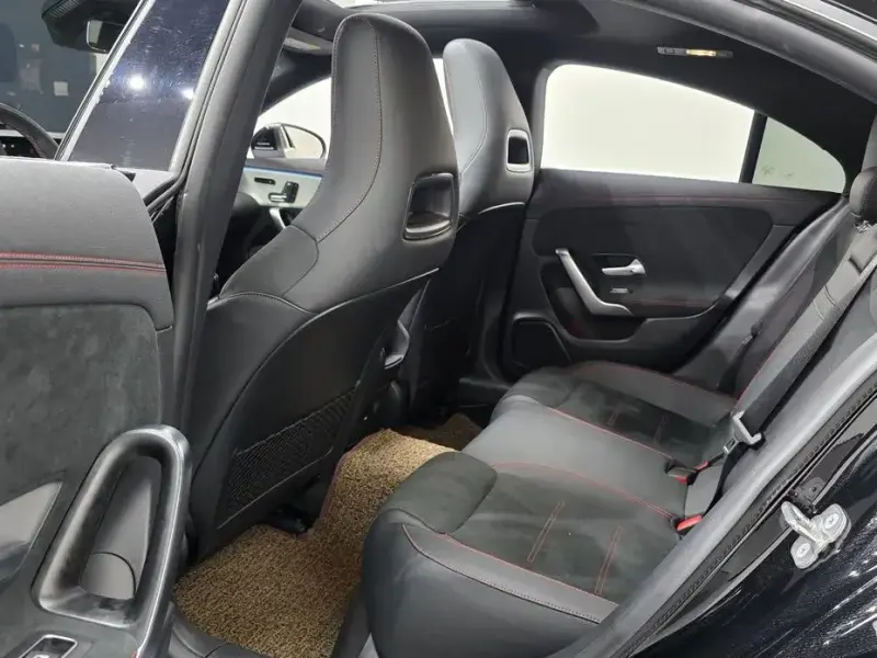 2024 Mercedes-Benz CLA с пробегом 16 088 км
