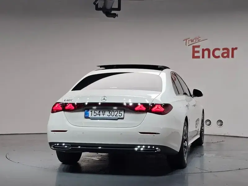 2025 Mercedes-Benz E-Класс с пробегом 7 036 км
