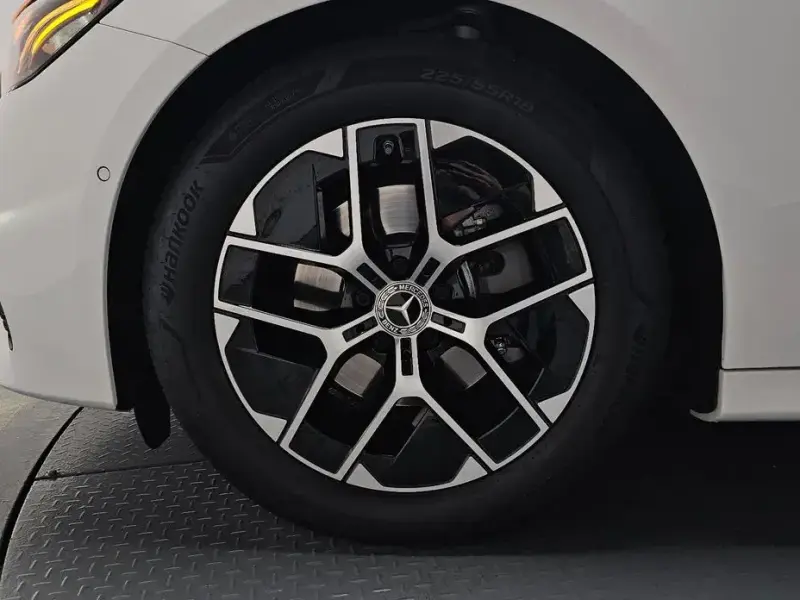 2025 Mercedes-Benz E-Класс с пробегом 7 036 км