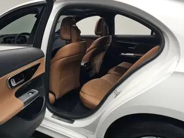 2025 Mercedes-Benz E-Класс с пробегом 7 036 км
