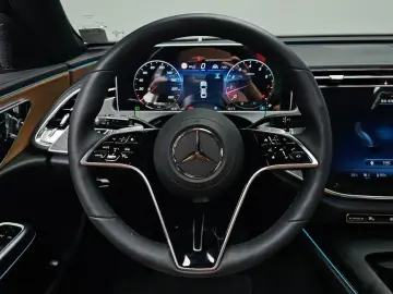 2025 Mercedes-Benz E-Класс с пробегом 7 036 км