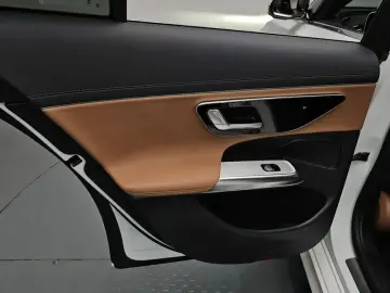 2025 Mercedes-Benz E-Класс с пробегом 7 036 км