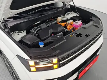 2025 Hyundai Santa Fe с пробегом 36 998 км