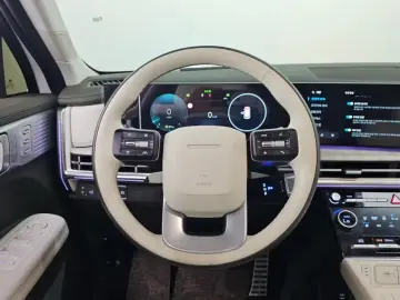 2025 Hyundai Santa Fe с пробегом 36 998 км