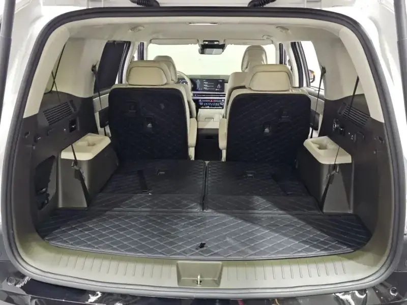 2025 Hyundai Santa Fe с пробегом 36 998 км