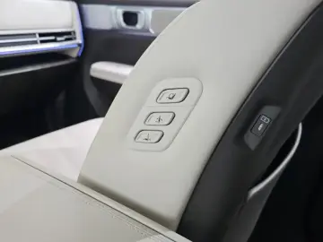 2025 Hyundai Santa Fe с пробегом 36 998 км