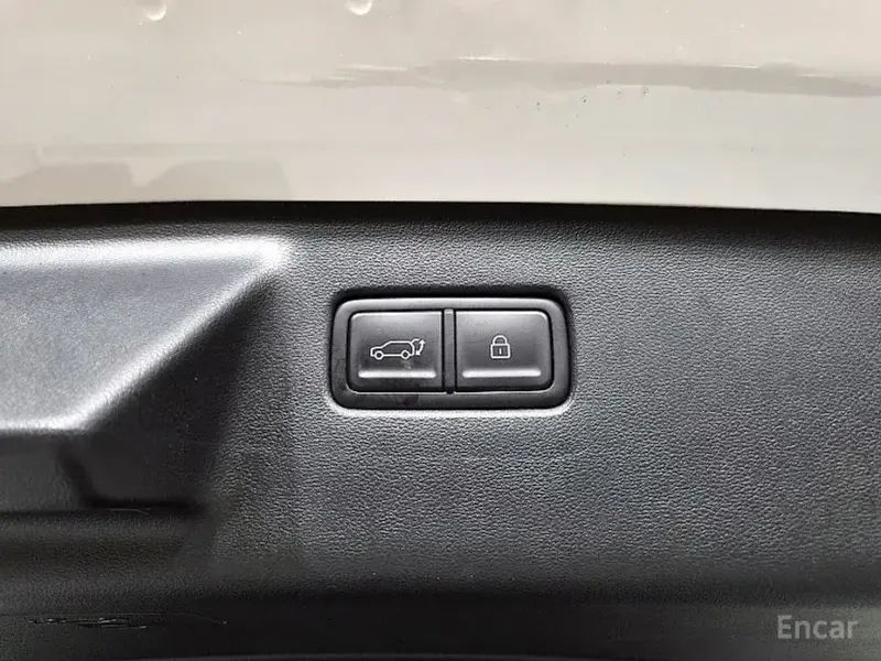 2024 Hyundai Santa Fe с пробегом 60 407 км