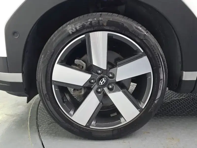2023 Hyundai Santa Fe с пробегом 40 029 км