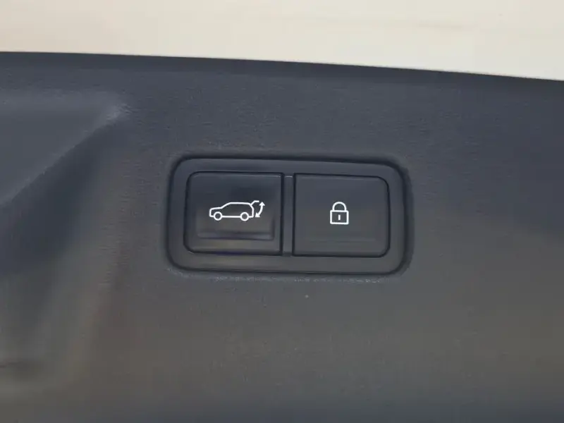 2023 Hyundai Santa Fe с пробегом 40 029 км