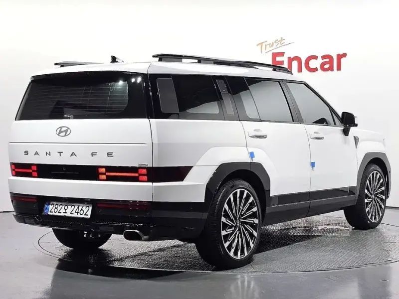2024 Hyundai Santa Fe с пробегом 19 599 км