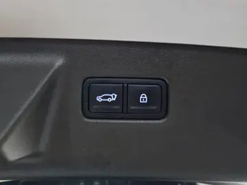 2024 Hyundai Santa Fe с пробегом 19 599 км