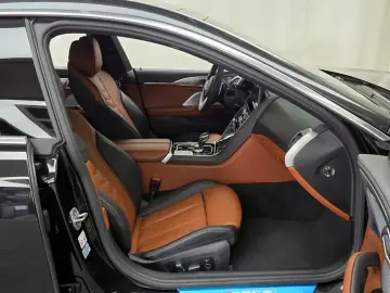 2023 BMW 8 серии с пробегом 80 685 км