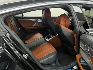 2023 BMW 8 серии с пробегом 80 685 км