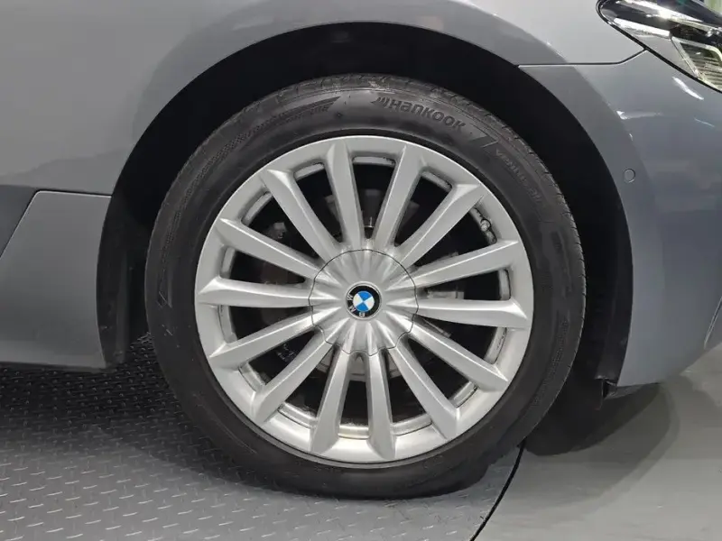 2022 BMW 6 серии с пробегом 81 389 км