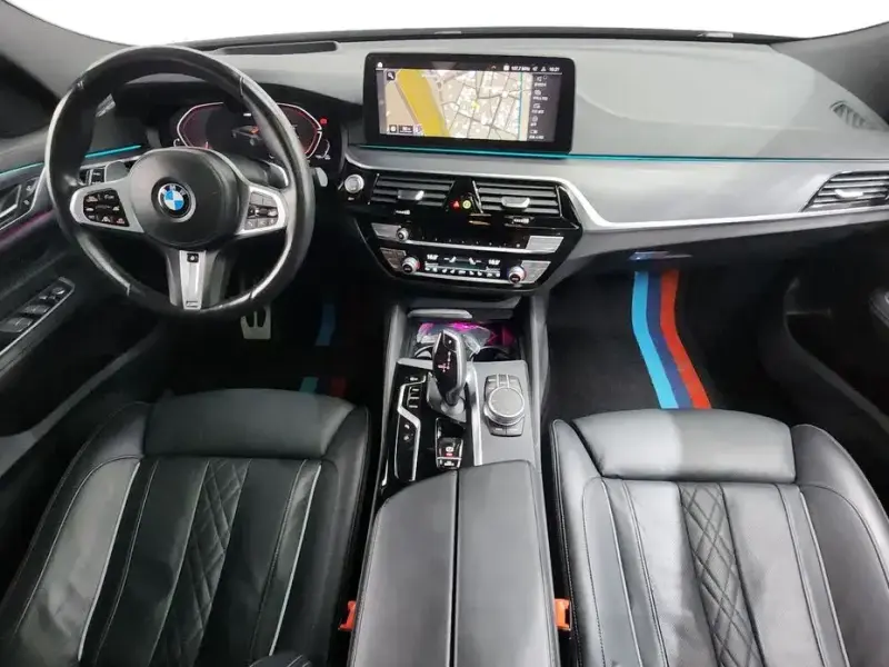 2022 BMW 6 серии с пробегом 121 744 км