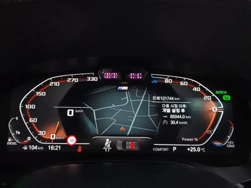 2022 BMW 6 серии с пробегом 121 744 км