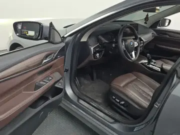 2022 BMW 6 серии с пробегом 81 389 км