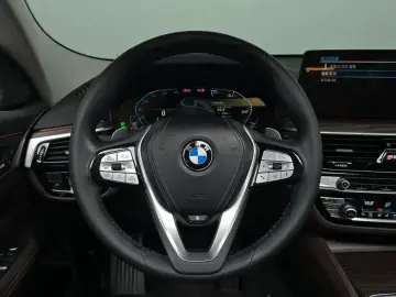 2022 BMW 6 серии с пробегом 81 389 км