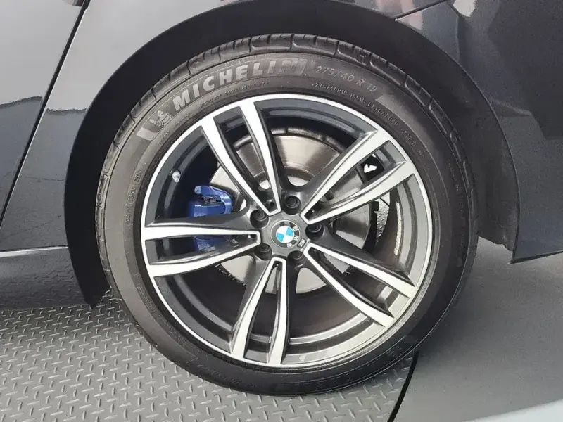 2022 BMW 6 серии с пробегом 121 744 км