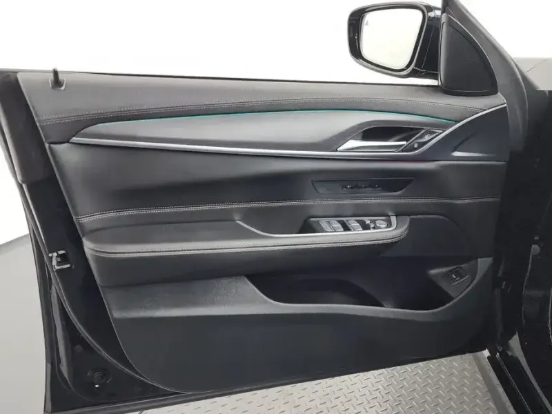 2022 BMW 6 серии с пробегом 121 744 км