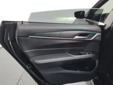 2022 BMW 6 серии с пробегом 121 744 км
