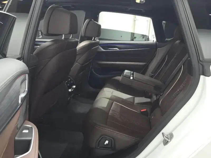 2022 BMW 6 серии с пробегом 51 219 км