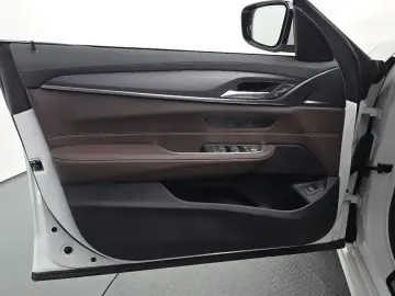 2022 BMW 6 серии с пробегом 51 219 км