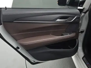 2022 BMW 6 серии с пробегом 51 219 км