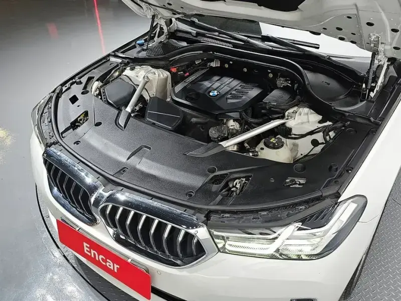 2022 BMW 6 серии с пробегом 77 889 км