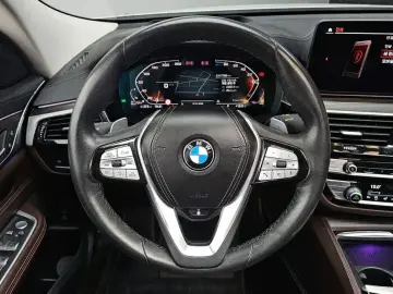 2022 BMW 6 серии с пробегом 77 889 км
