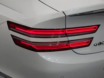 2023 Genesis G80 с пробегом 35 838 км