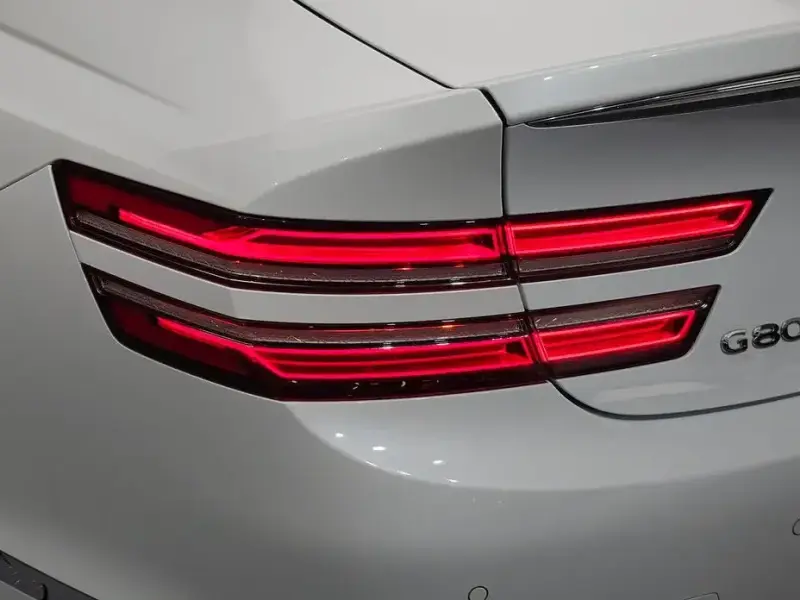 2023 Genesis G80 с пробегом 35 838 км