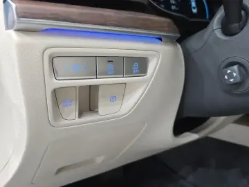 2023 Genesis G80 с пробегом 35 838 км