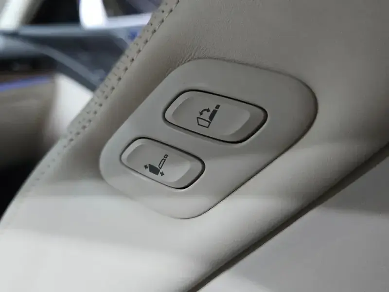 2023 Genesis G80 с пробегом 35 838 км