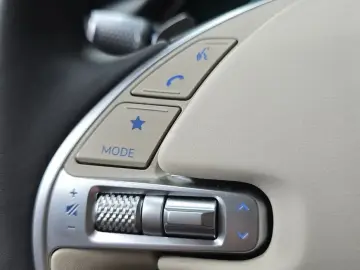 2023 Genesis G80 с пробегом 35 838 км