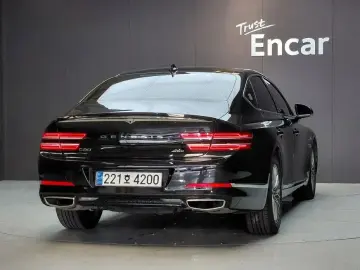 2023 Genesis G80 с пробегом 78 548 км