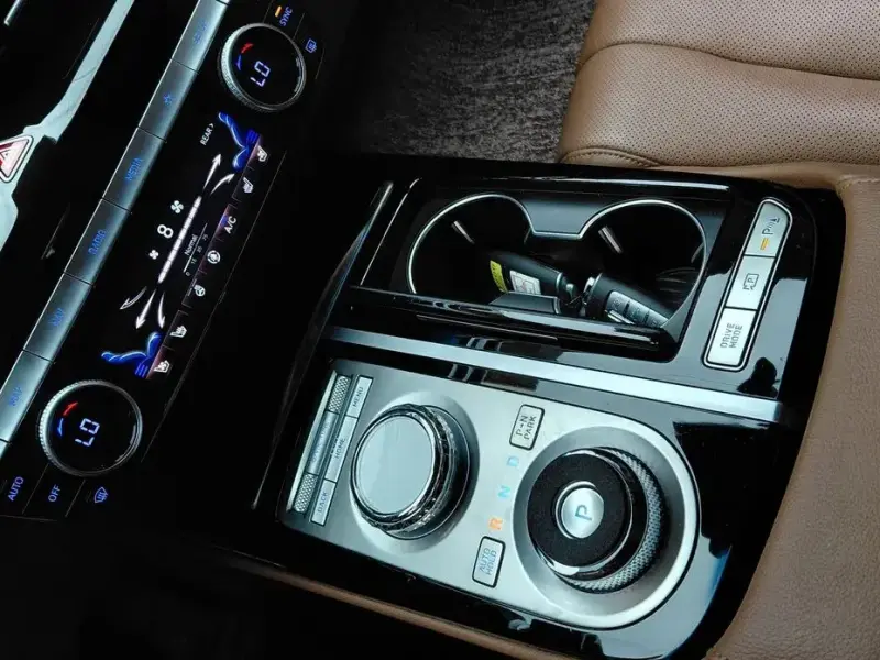 2023 Genesis G80 с пробегом 78 548 км