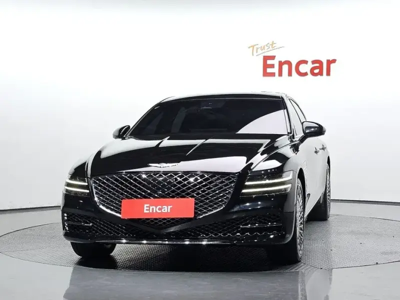 2023 Genesis G80 с пробегом 33 736 км