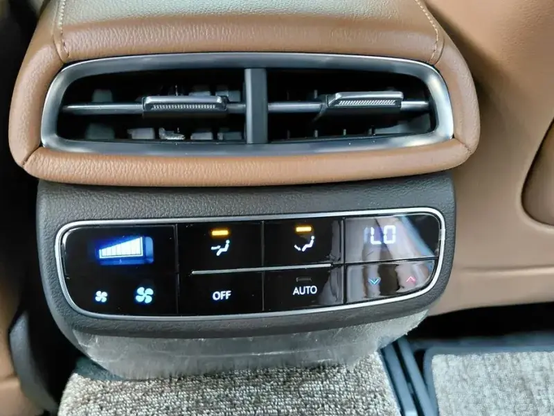 2023 Genesis G80 с пробегом 78 548 км