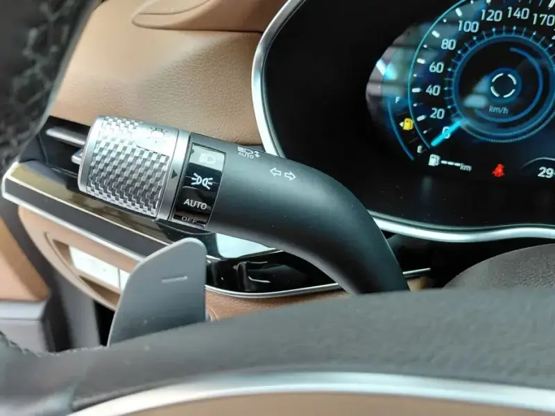 2023 Genesis G80 с пробегом 78 548 км