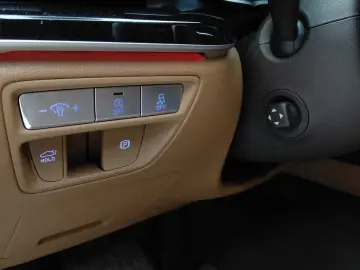 2023 Genesis G80 с пробегом 78 548 км