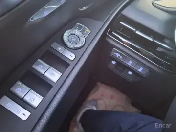 2023 Genesis G80 с пробегом 61 507 км