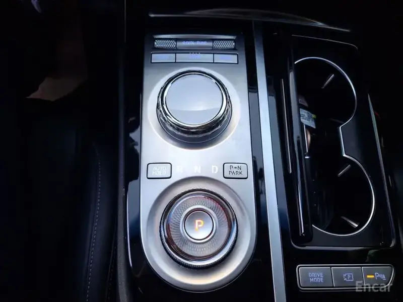 2023 Genesis G80 с пробегом 61 507 км