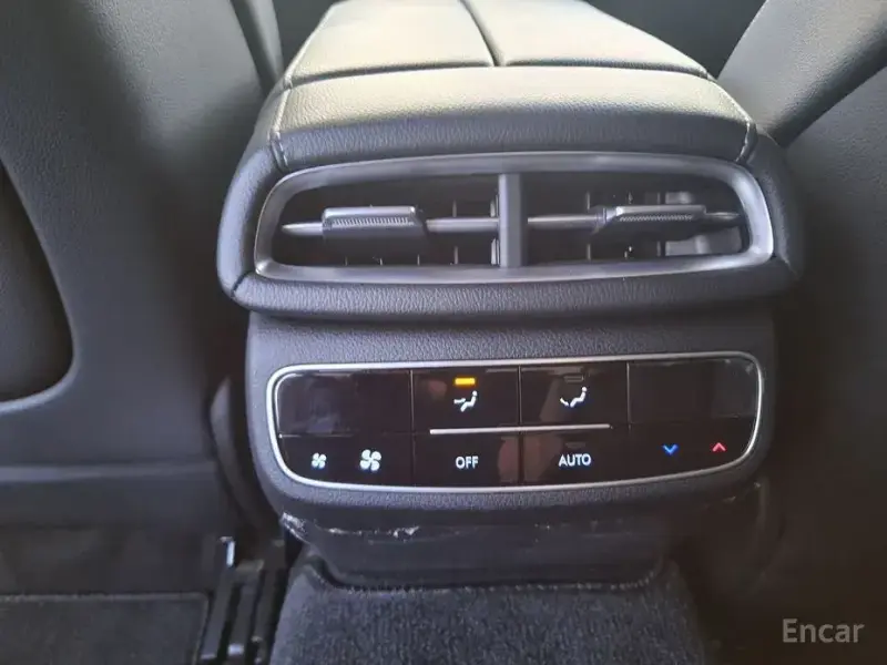 2023 Genesis G80 с пробегом 61 507 км