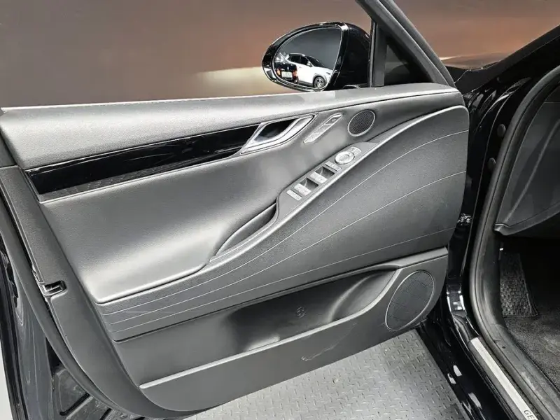 2023 Genesis G80 с пробегом 50 235 км